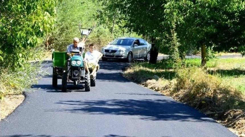 Hekimhan İl&ccedil;esinin Yolları Yapılıyor