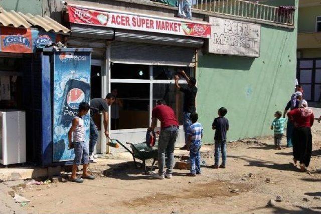 Silopi’De Harabe Binanın Önünde Bomba Patladı