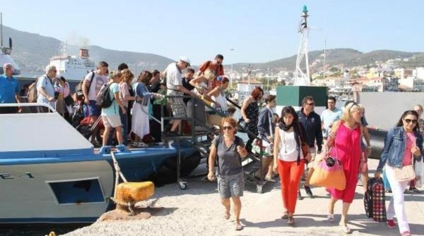 Turks To Flock To Greek Island Of Lesbos Within Muslim Holiday