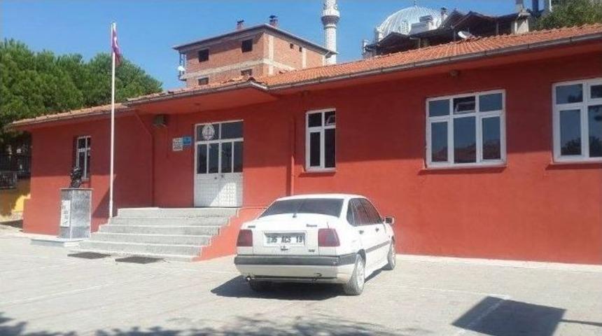 Demirci&rsquo;ye B&uuml;y&uuml;kşehir Eli Değdi