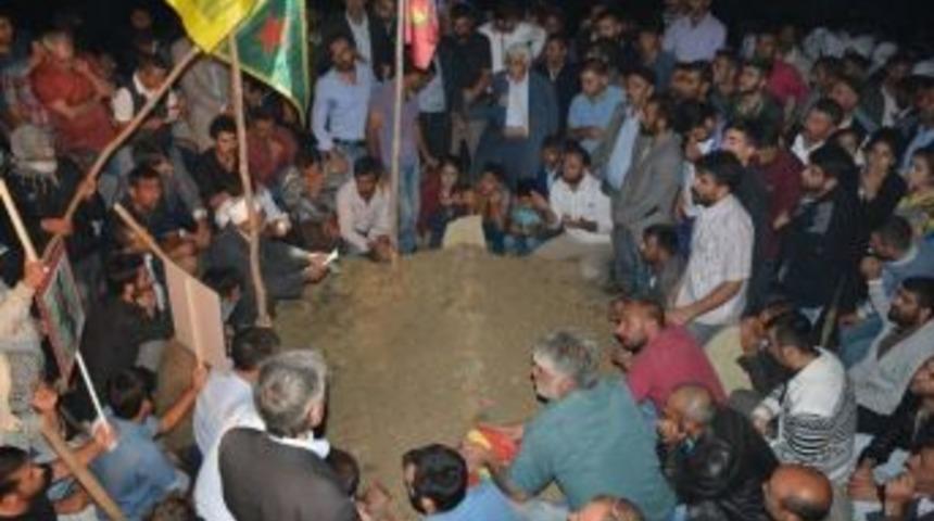 Varto&rsquo;da &Ouml;ld&uuml;r&uuml;len Pkk&rsquo;lı Toprağa Verildi