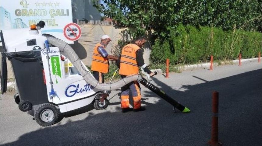 Belediye Temizlik Filosuna Bir Ara&ccedil; Daha Kazandırıldı