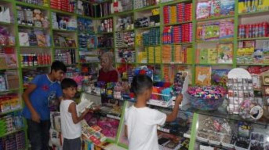 G&ouml;lbaşı İl&ccedil;esinde Kırtasiyeciler Sezonu A&ccedil;tı