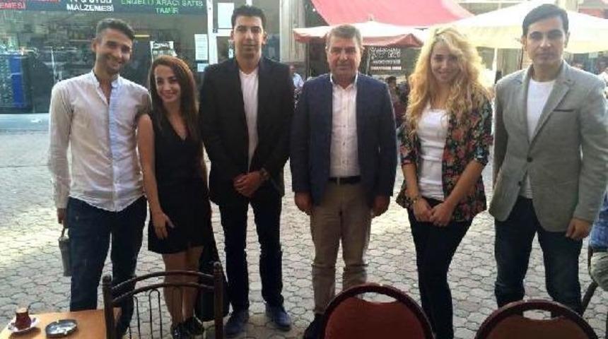 Mhp&rsquo;Li Vekil Korkmaz, Atanamayan &Ouml;ğretmenlerin Sorunlarını &Ccedil;ay Ocağında Dinledi