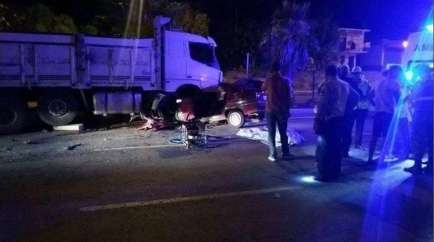 Ters Y&ouml;ne Giren S&uuml;r&uuml;c&uuml; Kamyon Altında Kaldı: 1 &Ouml;l&uuml;