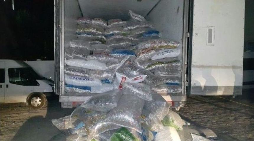 Ağrı&rsquo;da Ka&ccedil;ak Sigara Operasyonu