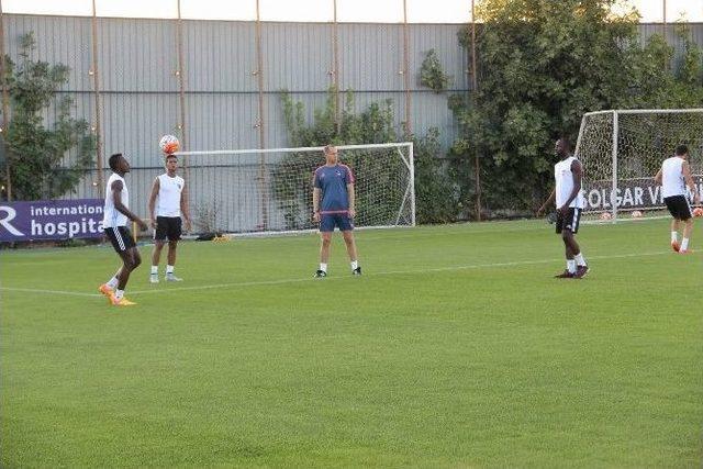 Gaziantepspor, Galatasaray Deplasmanından Puanla Dönmek İstiyor