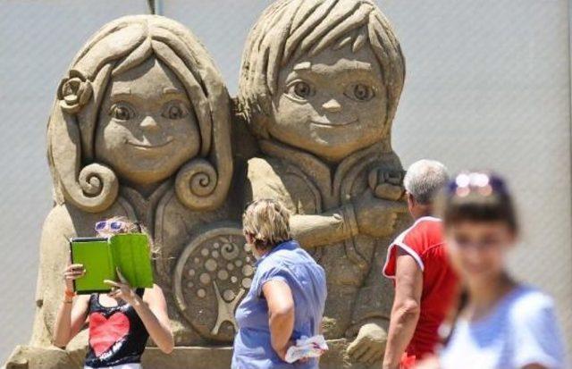 Mythological Sand Sculptures Keep Standing In Strength In Antalya