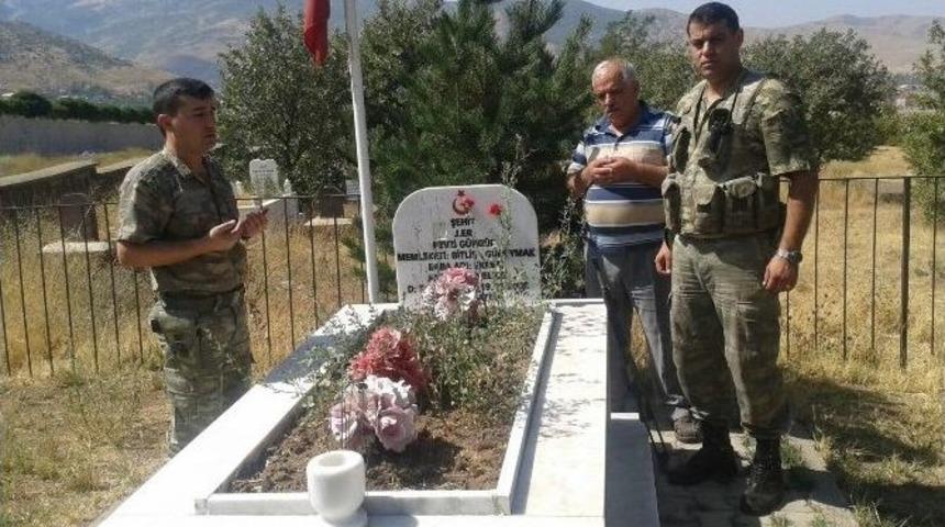 Askerlerden Şehit Aileleri Ve Gazilere Ziyaret