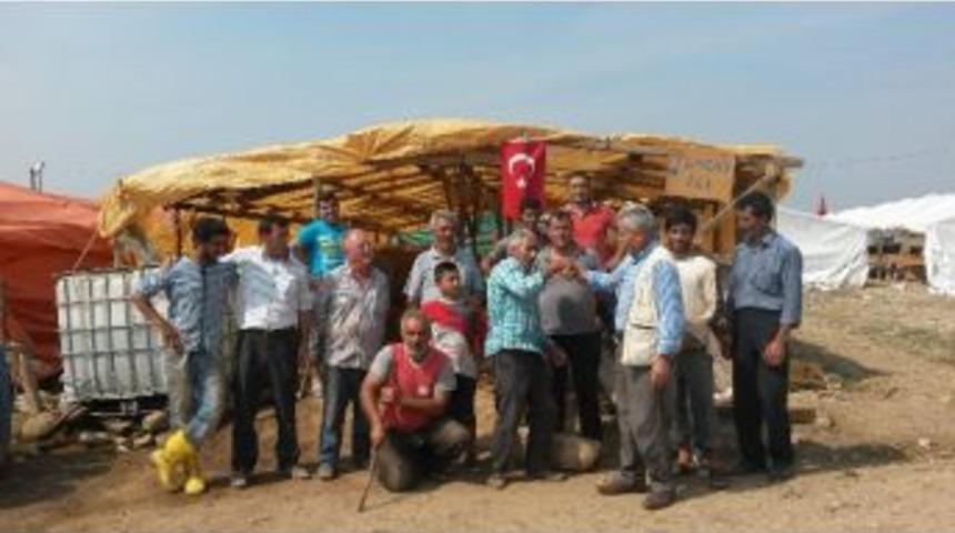 (&ouml;zel Haber) Bursa&rsquo;da Hayvan Satıcıları Ka&ccedil;ak Satıcılardan Dertli