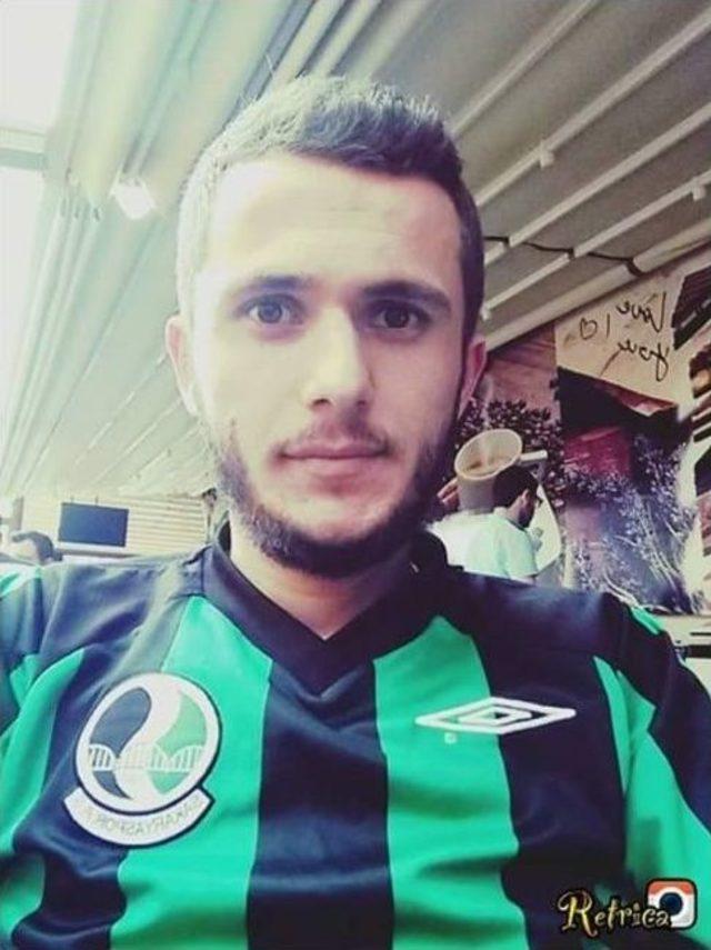 Sakarya&rsquo;da Trafik Kazası: 2 &Ouml;l&uuml;, 1 Ağır Yaralı 2