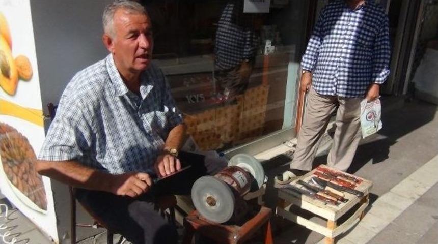 Bı&ccedil;ak&ccedil;ılarda Bayram Hareketliği