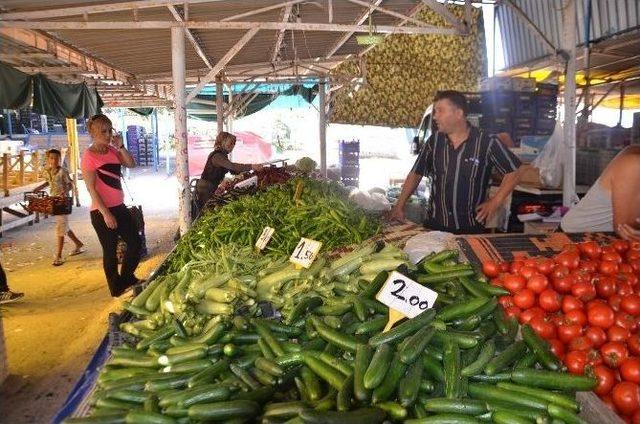 Pazar Esnafı Umduğunu Bulamadı