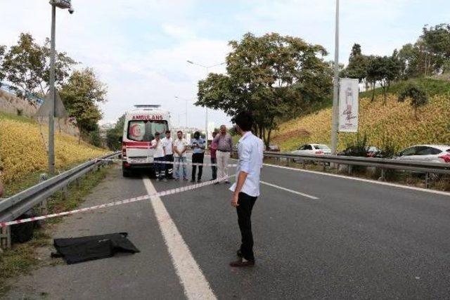 Cinnet Getiren Baba 2 Günlük Bebeğini Köprüden Attı (2)