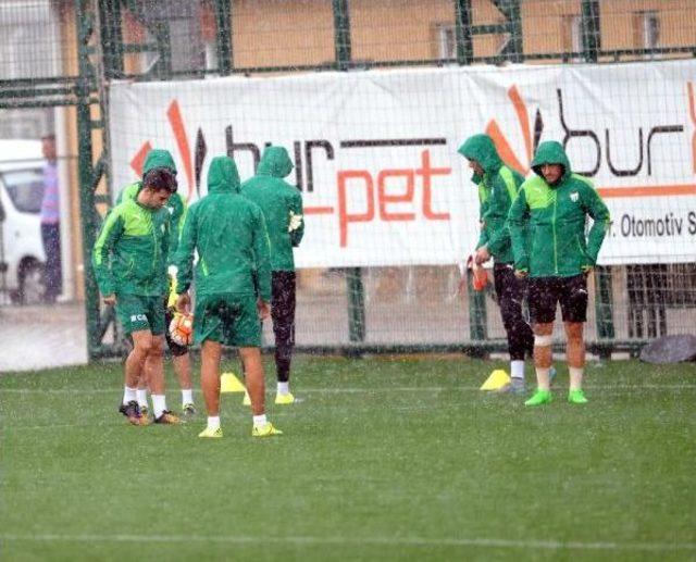 Bursaspor Antremanın Ardından Bayram Iznine Çıktı