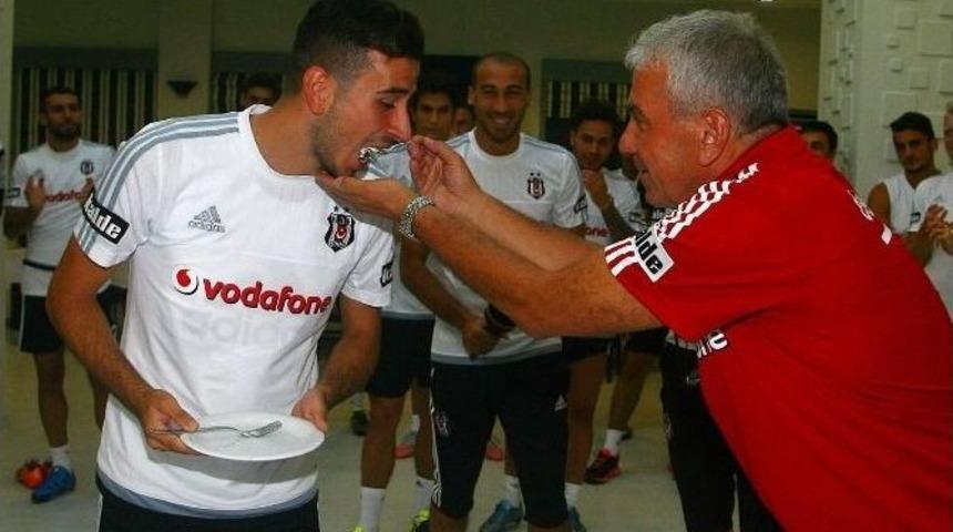 Oğuzhan &Ouml;zyakup&rsquo;un Doğum G&uuml;n&uuml; Kutlandı