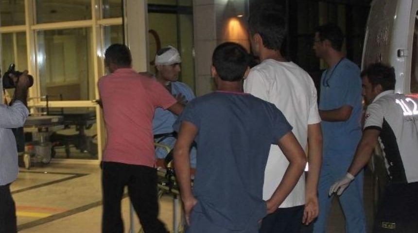 Siirt&rsquo;te Askere Uzun Namlulu Silahlarla Saldırı: 2 Yaralı