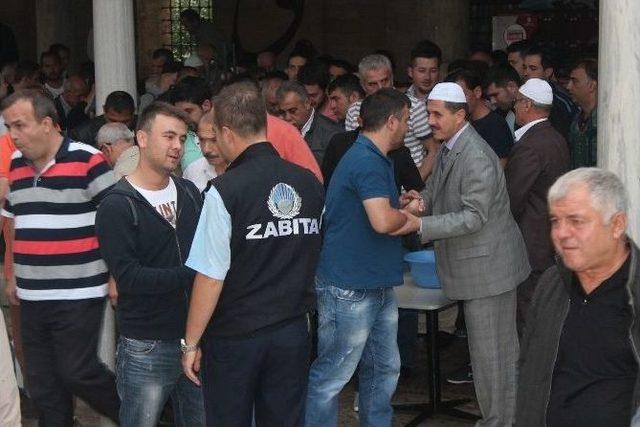 Tekirdağ’da Bayram Namazında Camiler Doldu Taştı