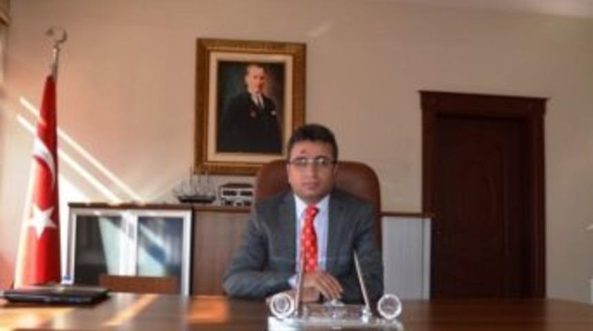 Kaymakam &Ouml;zt&uuml;rk&rsquo;ten Bayram Mesajı