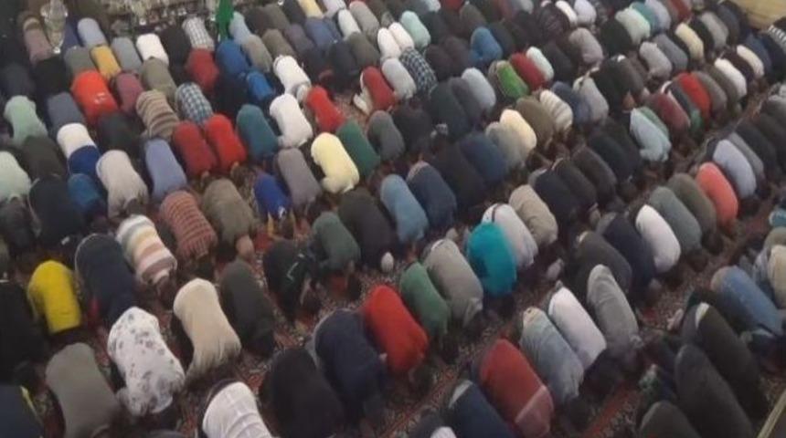 Selimiye Camii Bayram Sabahı Doldu Taştı