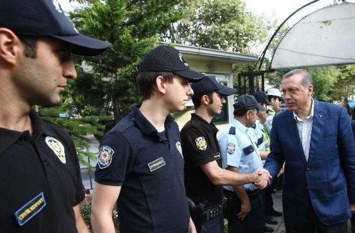 Cumhurbaşkanı Erdoğan Polislerle Bayramlaştı G2