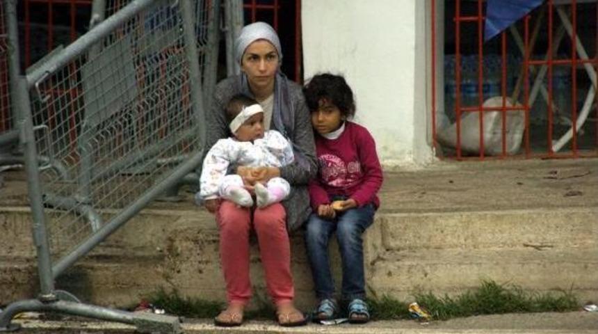 Bayram Namazında Sığınmacılara Tavsiye: Avrupa'ya Gitmeyin