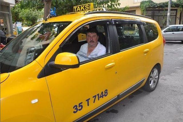 Bayramda Ekmek Parası İçin Çalışıyorlar 2