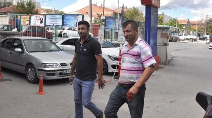 Acemi Kasaplar Hastanelik Oldu