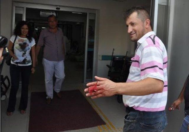 Acemi Kasaplar Hastanelik Oldu 1