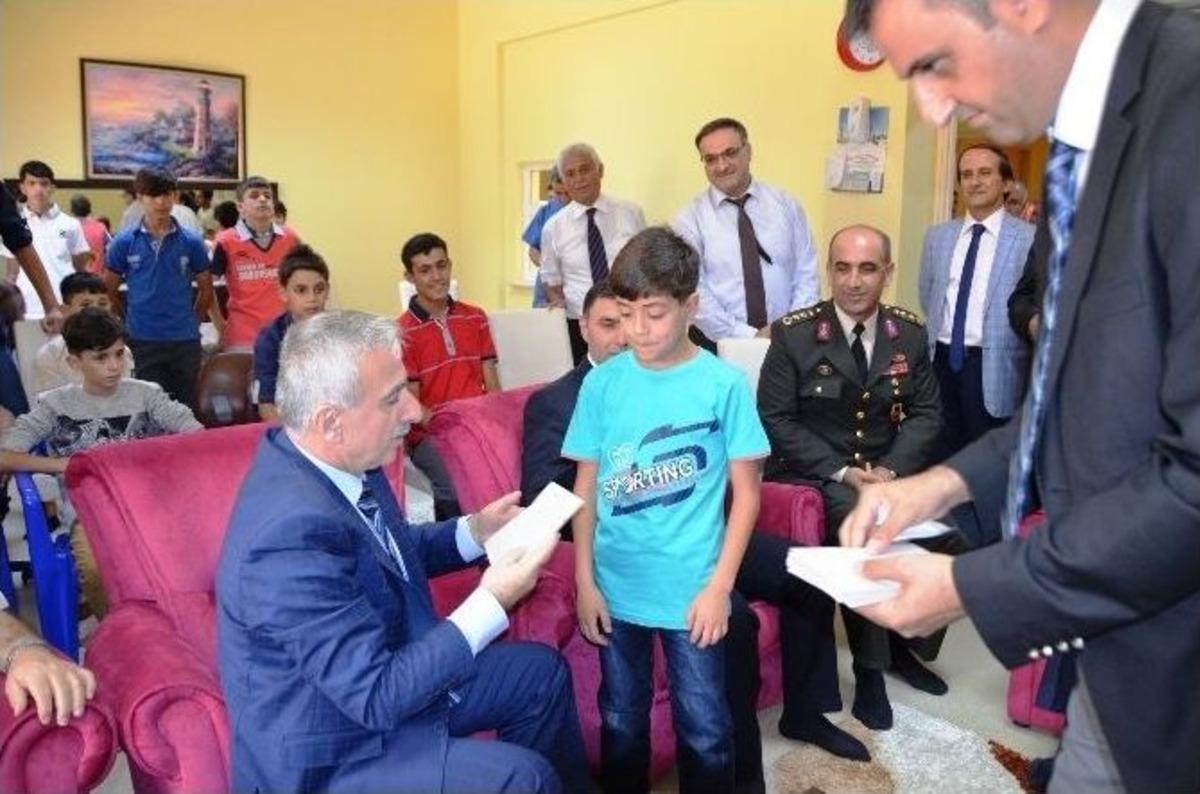 Vali Kam&ccedil;ı&rsquo;dan Bayram Ziyaretleri