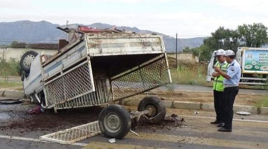 Kaza Yaptı, Ka&ccedil;an Kurbanlığın Peşinden Gitti