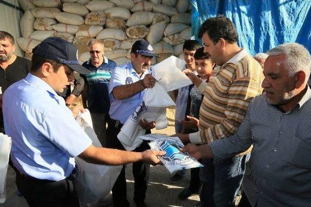 Battalgazi Belediyesi Kasap &Ouml;nl&uuml;ğ&uuml; Ve Et Poşeti Dağıttı 2