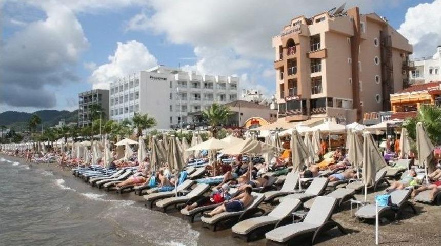 Marmaris Sahilleri Bayram Tatilcileri İle Hareketlendi