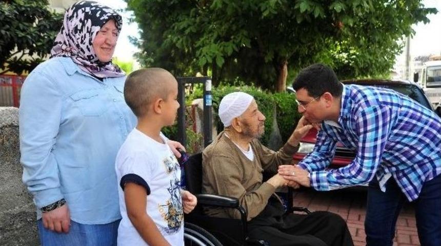 Başkan T&uuml;t&uuml;nc&uuml;, Kurban Kesim Yerlerini Denetledi