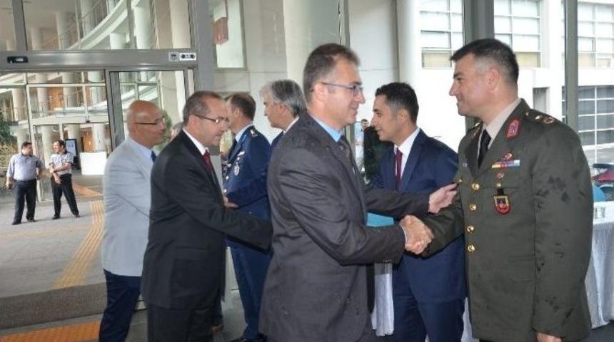 Akhisar&rsquo;da Protokol Bayramlaştı