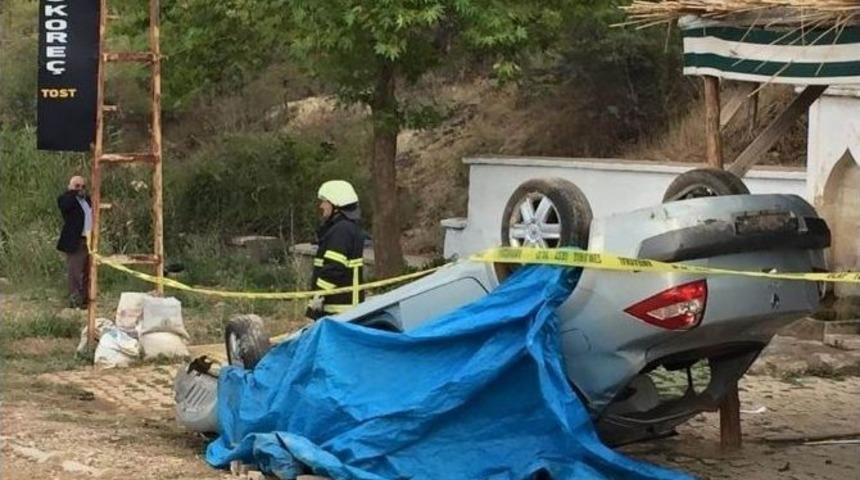 Kurban Kesen Ailesinin Yanına Giderken Kazada &Ouml;ld&uuml;