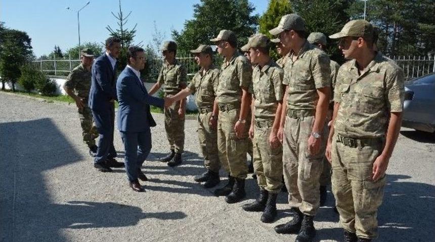 Kabad&uuml;z&rsquo;de Bayramlaşma