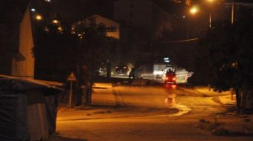 Tunceli&rsquo;de Y&uuml;zleri Maskeli Gruba Polis M&uuml;dahale Etti