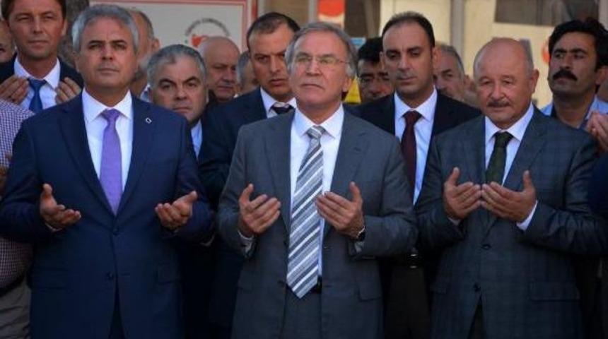 Ak Partili Şahin: Hac Organizasyonunu T&uuml;rkiye'ye Versinler