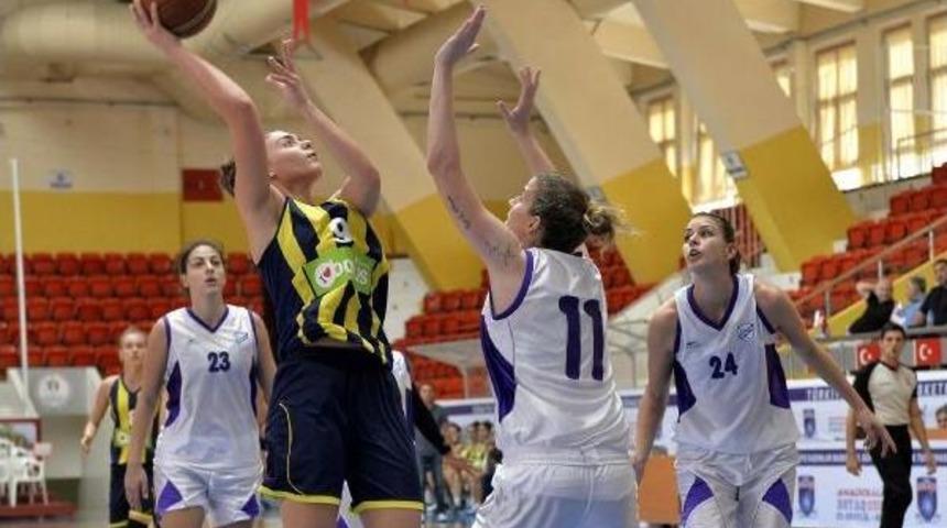 Anadolu Jet Botaş Cup Turnuvası'nda Fenerbah&ccedil;e Galip