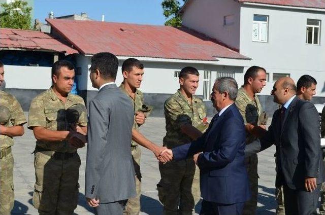 Adilcevaz&rsquo;da Bayramlaşma T&ouml;reni 2