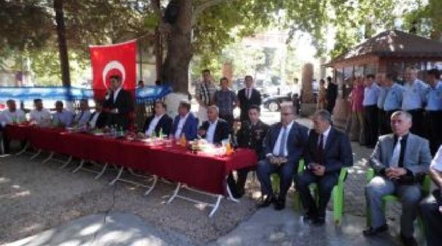 G&ouml;lbaşı İl&ccedil;esinde Bayramlaşma T&ouml;reni D&uuml;zenlendi