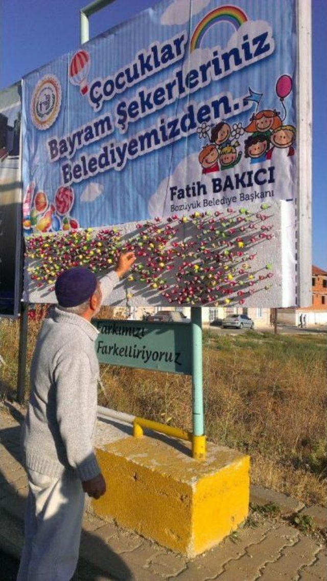 Çocukların Bayram Şekeri Billboardlarda