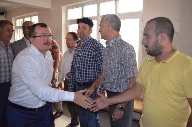Ak Partili Aydemir, Kula&rsquo;da Bayramlaşma Programına Katıldı 2