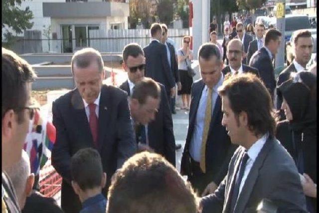 Cumhurbaşkanı Erdoğan Yapımı Devam Eden Marmara &Uuml;niversitesi İlahiyat Fak&uuml;ltesi Caminde Incelemelerde Bulundu 1