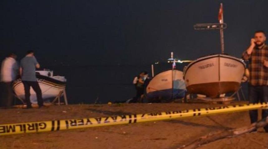 Tartıştığı Adamın Başına Şişe Ile Vurup Cinsel Organını Kesti