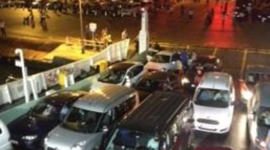 Tatil D&ouml;n&uuml;ş&uuml; Trafik &Ccedil;ilesi Erken Başladı