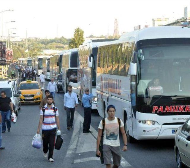 Otogarda Bayram Dönüşü Çilesi