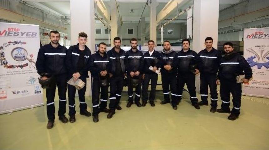 Mesleki Yeterlilik Sınavını Başarıyla Tamamlayan &Uuml;cret &Ouml;demiyor