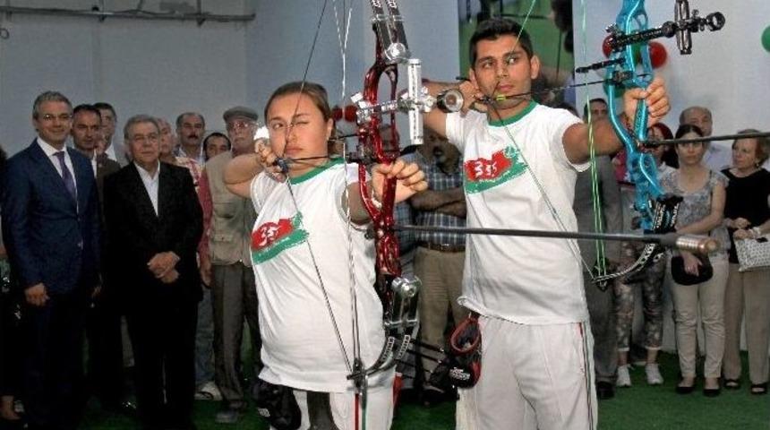 Karşıyaka&rsquo;da Spora Dev Yatırım